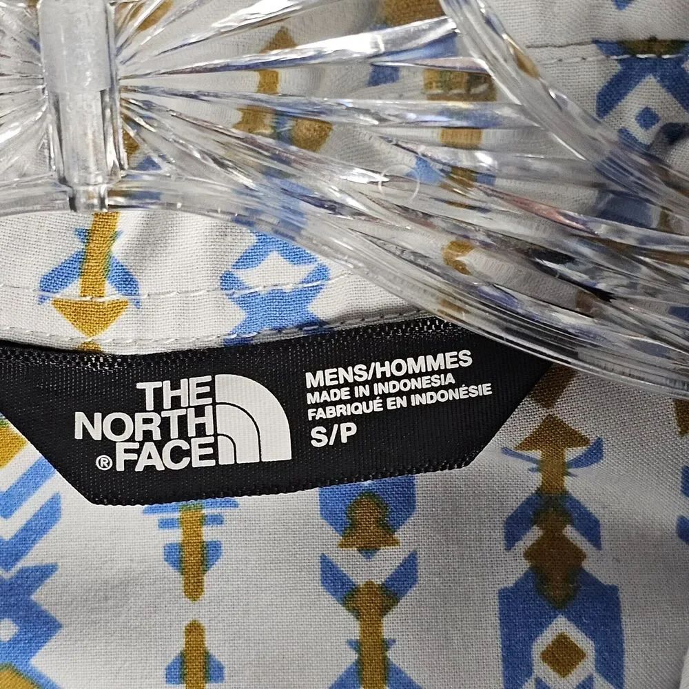 The‎ North Face Shirt Mens Small Geometric Button Up Short Sleeve Men